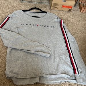 Long sleeve tommy Hilfigure tee